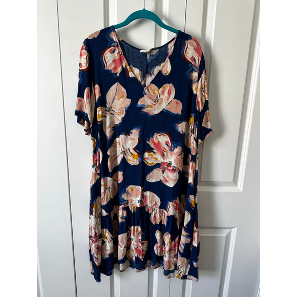 A New Day Dresses & Skirts - Women's A New Day Navy Floral V-Neck Tiered Dress XL